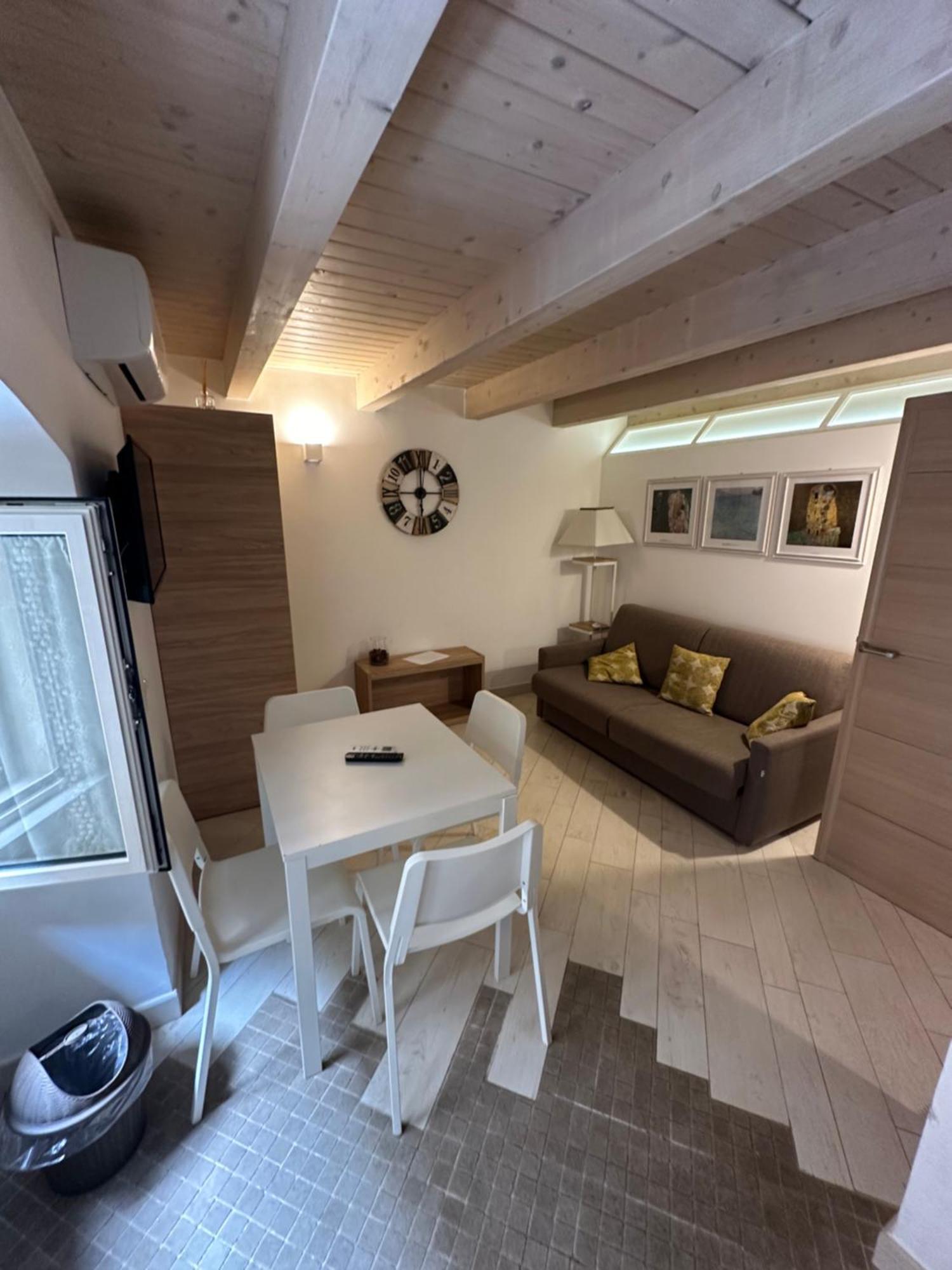 More Apartments Il Ferrarese2 바리 외부 사진